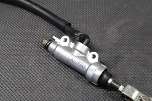 2001 SUZUKI RM125 OEM NISSIN REAR BACK BRAKE MASTER CYLINDER 69600-37F00