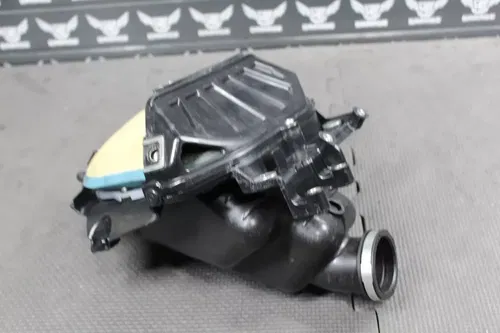 2018 YAMAHA YZ250F OEM AIRBOX INTAKE AIR CLEANER CASE BOOT 1SM-14453-10-00