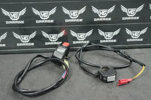 2006 99-06 YAMAHA TTR250 OEM HANDLEBARS SWITCHES STARTER ON OFF SWITCH HEADLIGHT