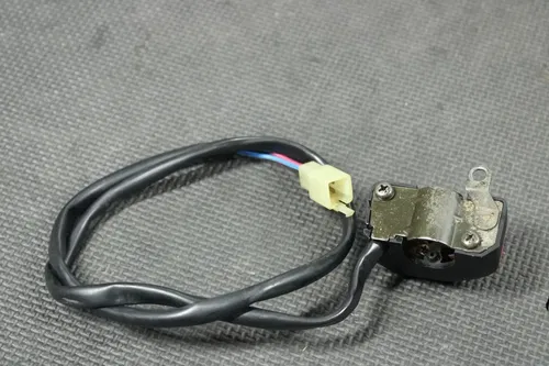 2006 99-06 YAMAHA TTR250 OEM HANDLEBARS SWITCHES STARTER ON OFF SWITCH HEADLIGHT