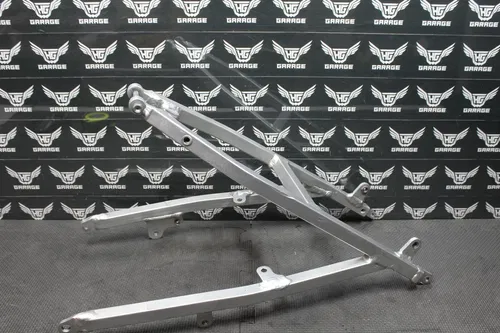 2004 HONDA CRF450R OEM REAR BACK SUB FRAME SUBFRAME 50200-MEN-670