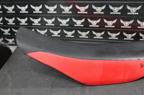 2006 HONDA CRF250R OEM SEAT SADDLE 77100-KRN-A01