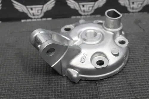 1995 KAWASAKI KX125 ENGINE MOTOR CYLINDER HEAD COVER DOME CHAMBER 11001-1415