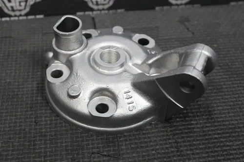 1995 KAWASAKI KX125 ENGINE MOTOR CYLINDER HEAD COVER DOME CHAMBER 11001-1415
