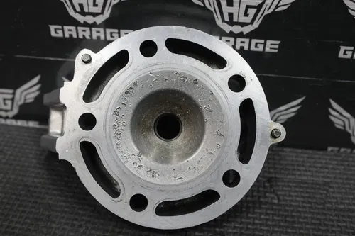 1995 KAWASAKI KX125 ENGINE MOTOR CYLINDER HEAD COVER DOME CHAMBER 11001-1415