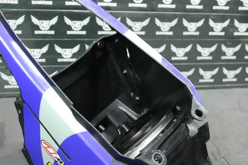 2009 YAMAHA YZ250F OEM AIRBOX INTAKE AIR CLEANER CASE 2S2-14401-70-00