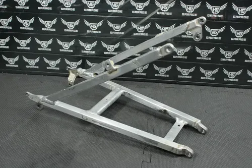 2006 HONDA CRF450R OEM REAR BACK SUB FRAME SUBFRAME 50200-MEN-850