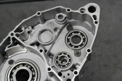 2007 SUZUKI K7 RMZ450 OEM LEFT ENGINE MOTOR CRANKCASE CRANK CASE