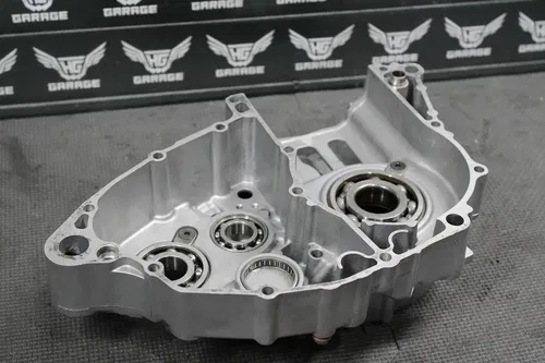 2007 SUZUKI K7 RMZ450 OEM LEFT ENGINE MOTOR CRANKCASE CRANK CASE
