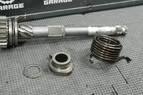 2003 HONDA XR70R OEM KICKSTART KICK START SHAFT W IDLER GEAR 28221-086-700