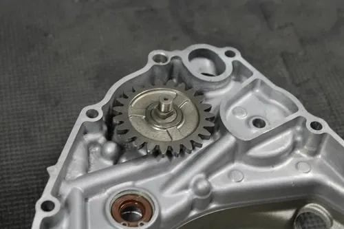 2007 SUZUKI 05-07 RMZ450 OEM ENGINE MOTOR SIDE CLUTCH COVER WATERPUMP11340-35G20