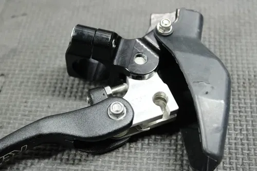 2002 YAMAHA STREAMLINE REFLEX CLUTCH PERCH MOUNT WITH LEVER  5HD-26335-00-00