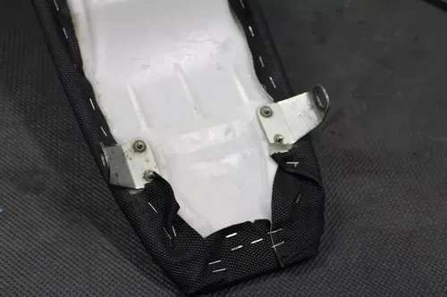 2005 KAWASAKI KX250F OEM SEAT SADDLE 53066-0079-339