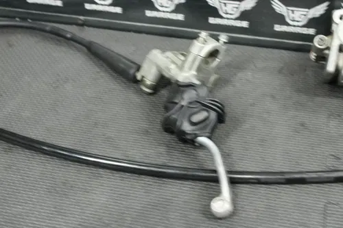 2004 YAMAHA YZ450F OEM FRONT BRAKE CALIPER MASTER CYLINDER LEVER HOSE ASSEMBLY