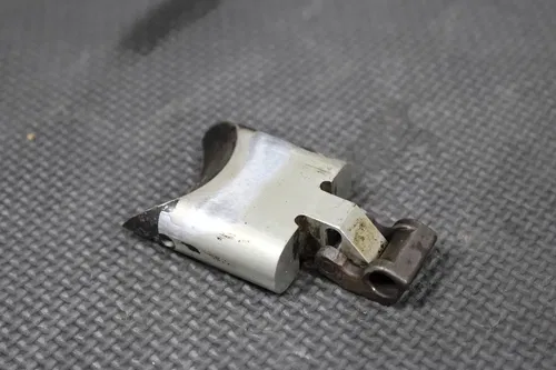 2000 SUZUKI RM250 MODEL Y OEM ENGINE POWER VALVE EXHUAST VALVE 11206-37E40