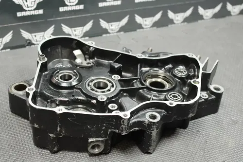 1996 HONDA CR125R OEM RIGHT ENGINE MOTOR CRANKCASE CRANK CASES BLOCK