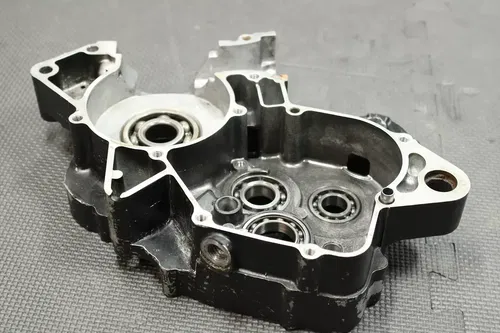 1996 HONDA CR125R OEM RIGHT ENGINE MOTOR CRANKCASE CRANK CASES BLOCK