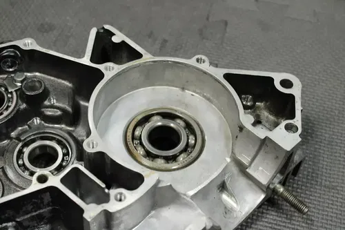 1996 HONDA CR125R OEM RIGHT ENGINE MOTOR CRANKCASE CRANK CASES BLOCK
