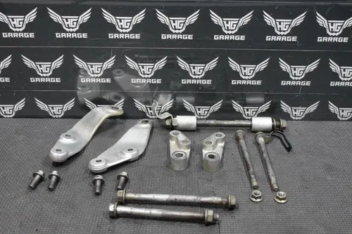 2004 HONDA CRF450R OEM ENGINE MOTOR MOUNT STAY BRACKETS 50403-MEB-770