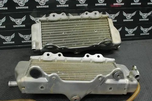 2004 YAMAHA 05-06  WR450F 03-05 YZ450F OEM LH/RH ENGINE MOTOR COOLING RADIATOR