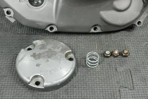 2003 SUZUKI DRZ125 DRZ125L OEM ENGINE MOTOR INNER CLUTCH COVER