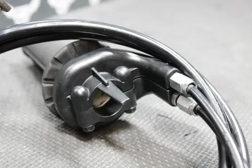 2006 HONDA CRF250R CRF250X CRF450R CRF450X OEM RIGHT THROTTLE GRIP 17910-KRN-000