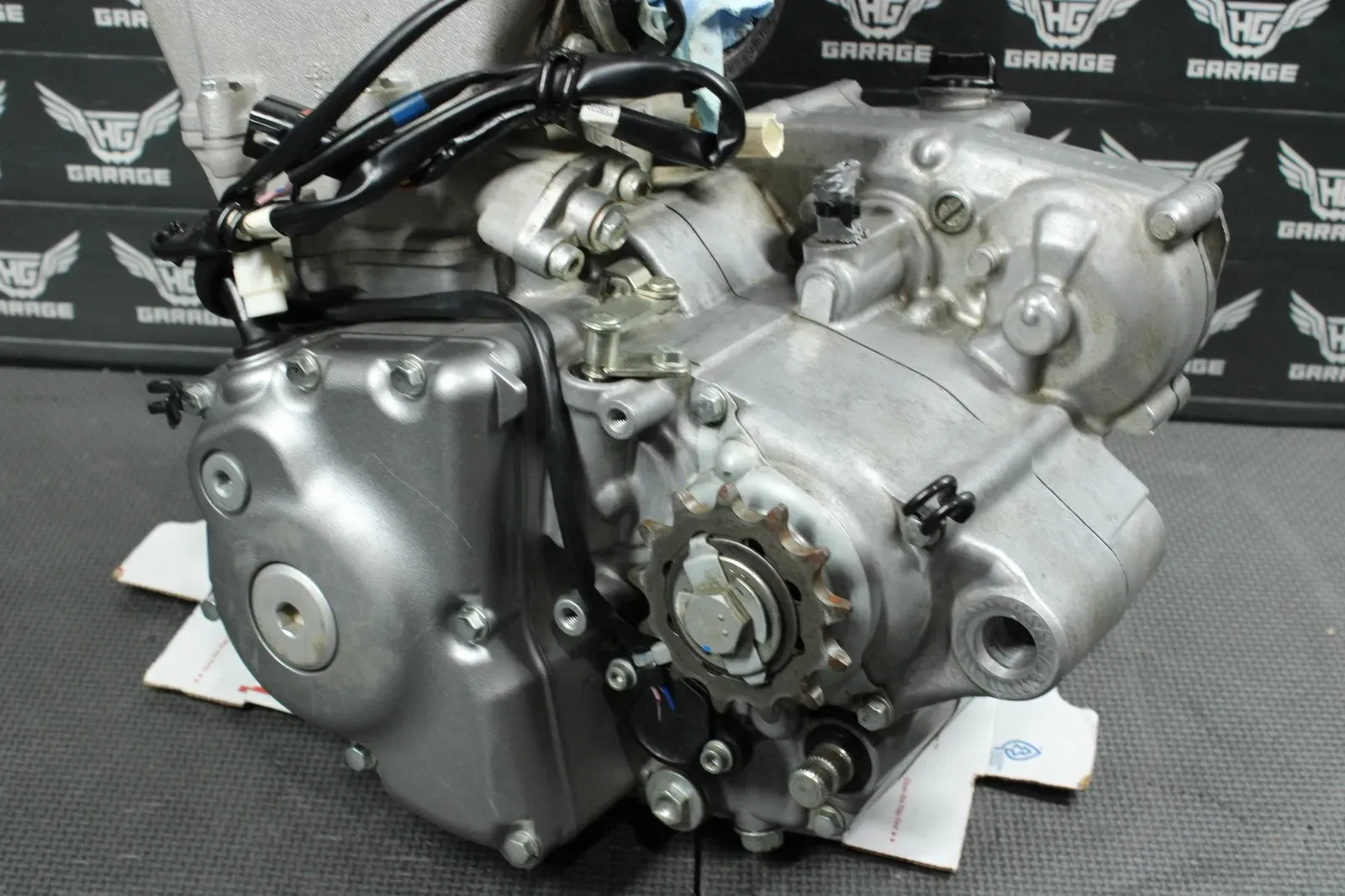 2018 SUZUKI RMZ250 COMPLETE OEM ENGINE MOTOR CRANKCASES TOP BOTTOM END NICE!