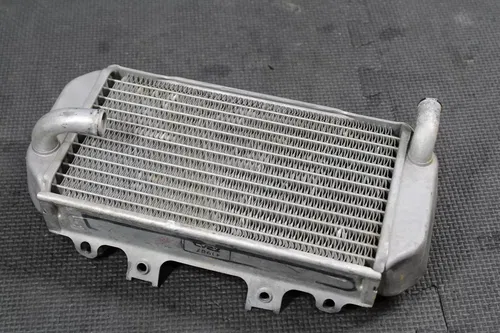 2008 HONDA CRF150R CRF150RB OEM LEFT ENGINE MOTOR RADIATOR COOLING RAD NICE!
