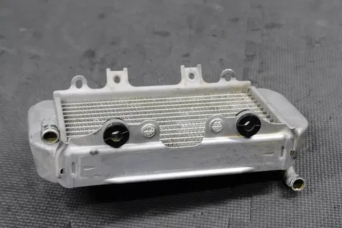 2008 HONDA CRF150R CRF150RB OEM LEFT ENGINE MOTOR RADIATOR COOLING RAD NICE!