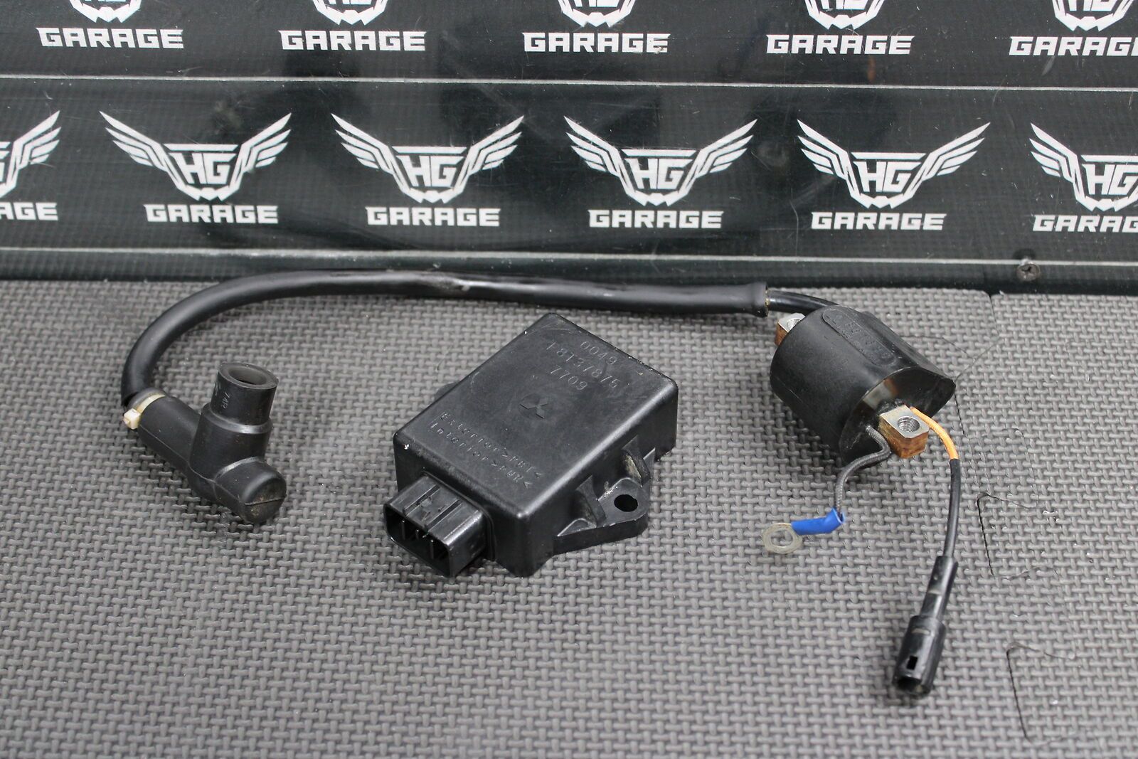 2003 02-03 Kawasaki ZX900 ZX9R ECU CDI Computer Control