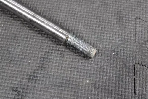 1998 HONDA XR200R 85-88 / 1990 1991 / 93-02 OEM FRONT WHEEL RIM AXLE PIVOT BOLT