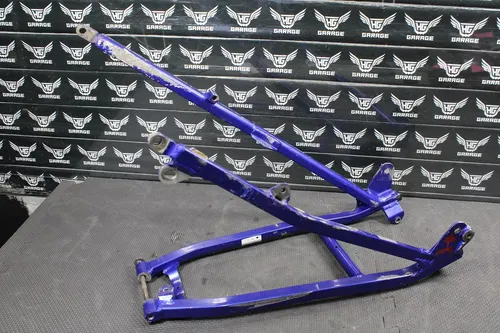 1999 YAMAHA YZ400F OEM REAR BACK SUB FRAME SUBFRAME