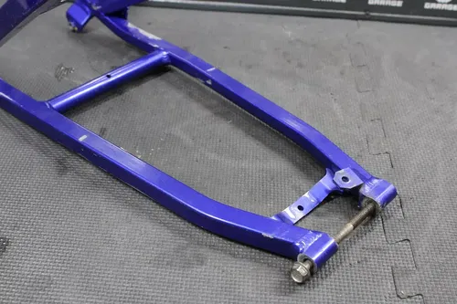 1999 YAMAHA YZ400F OEM REAR BACK SUB FRAME SUBFRAME