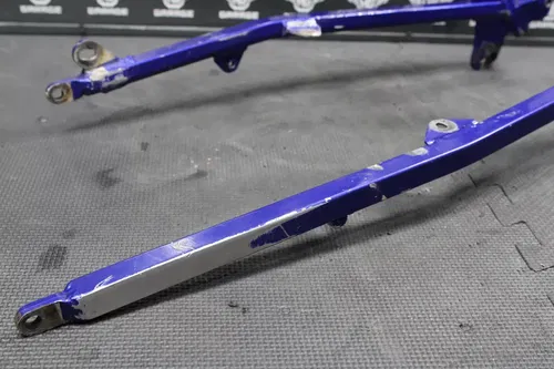 1999 YAMAHA YZ400F OEM REAR BACK SUB FRAME SUBFRAME