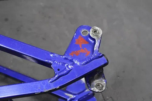 1999 YAMAHA YZ400F OEM REAR BACK SUB FRAME SUBFRAME