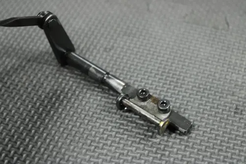 2001 KAWASAKI KX125 OEM ENGINE POWERVALVE EXHUAST VALVE LINKAGE GOVERNOR