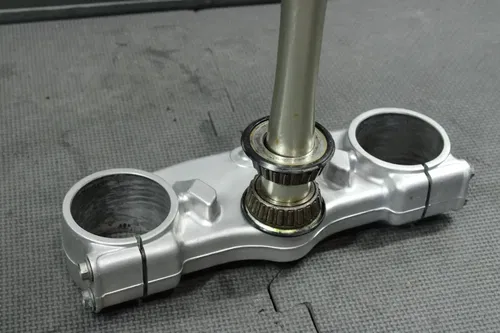 2007 HONDA CRF250R OEM FRONT FORKS LOWER UPPER TRIPLE TREE STEM CLAMP