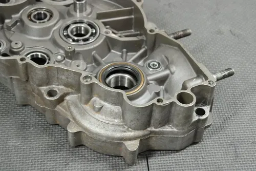 1999 KTM 250SX OEM RIGHT ENGINE MOTOR CRANKCASE CRANK CASES BLOCK 54730004000