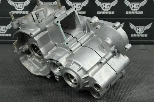 2004 KTM 85SX OEM LEFT RIGHT ENGINE MOTOR CRANKCASE CRANK CASES