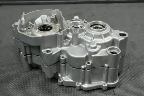 2004 KTM 85SX OEM LEFT RIGHT ENGINE MOTOR CRANKCASE CRANK CASES
