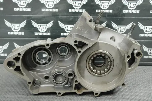 1999 KTM 250 SX OEM LEFT ENGINE MOTOR CRANKCASE CRANK CASES BLOCK 54730003000