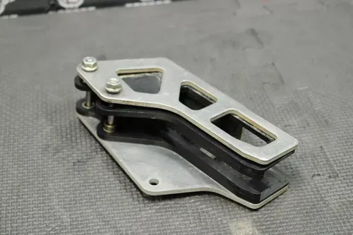 03-06 YAMAHA WR250F OEM CHAIN SUPPORT GUIDE THRUST SLIDER 5UM-22128-00-00