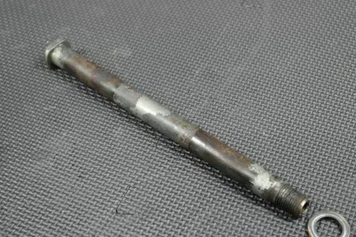 2002 YAMAHA YZ426F OEM FRONT REAR AXLE BACK WHEEL RIM SWINGARM PIVOT BOLT AXLES