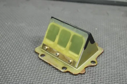 2004 KAWASAKI 97-05 KDX220R OEM INTAKE REED BLOCK ASSEMBLY 12021-1067