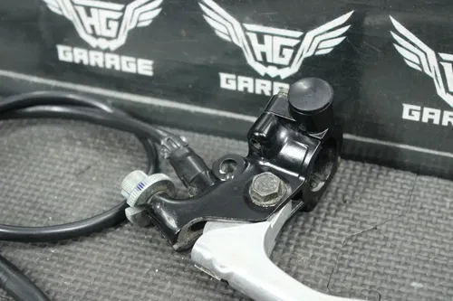 2006 YAMAHA 99-06 TTR250 OEM CLUTCH PERCH MOUNT WITH LEVER SWITCH SENSOR