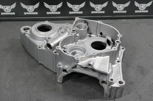 2005 SUZUKI RMZ450 K5 OEM LEFT ENGINE MOTOR CRANKCASE CRANK CASES