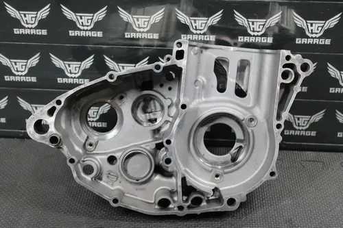 2005 SUZUKI RMZ450 K5 OEM LEFT ENGINE MOTOR CRANKCASE CRANK CASES