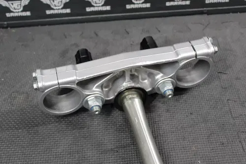 2006 HONDA CRF250R OEM FRONT FORKS LOWER UPPER TRIPLE TREE STEM CLAMP