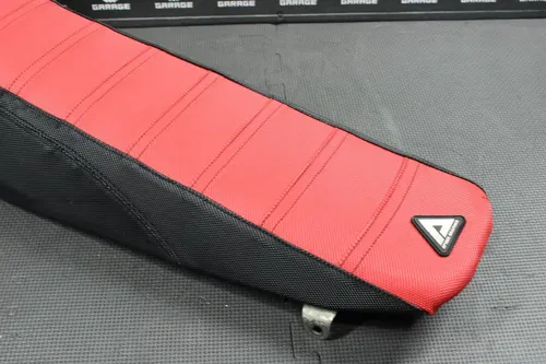 2002 HONDA CR125R CR250R OEM SEAT SADDLE CUSHION 77100-KZ3-J50