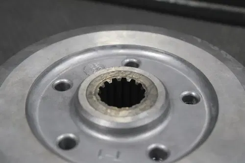 2006 YAMAHA 01-09 WR250F 01-07 YZ250F OEM CLUTCH BASKET INNER CLUTCH HUB